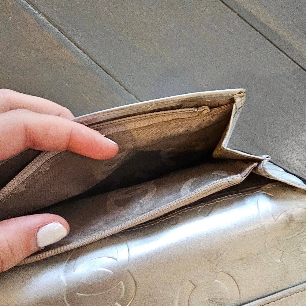 CHANEL Black Calfskin Quilted Cambon  Wallet One Size - Picture 7 of 15